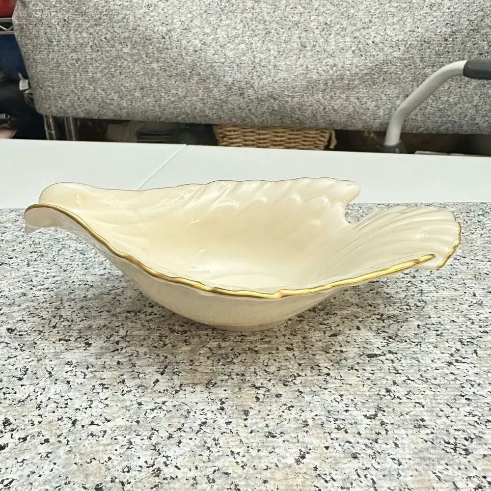 Lenox Classic Dove Dish Candy Trinket Dish Hand decorated With 24k Gold Vintage